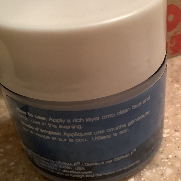 Derma-E Hydrating Night Cream - Picture 3 of 5